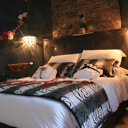 Gasthuis Crystal Rhome 3*