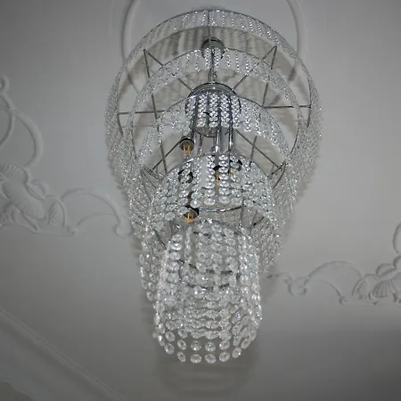 Gasthuis Crystal Rhome 3*