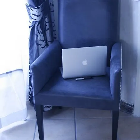 Crystal Rhome בית הארחה רומא